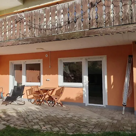 Appartement Hanghaus In Alleinlage - We Basement