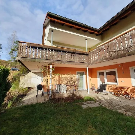 Appartement Hanghaus In Alleinlage - We Basement *