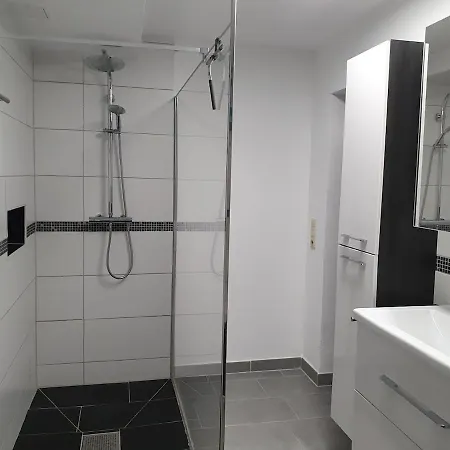 Apartment Hanghaus In Alleinlage - We Basement *