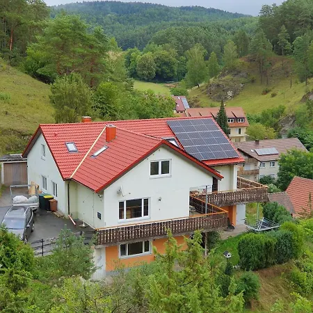 Hanghaus In Alleinlage - We Basement Apartment