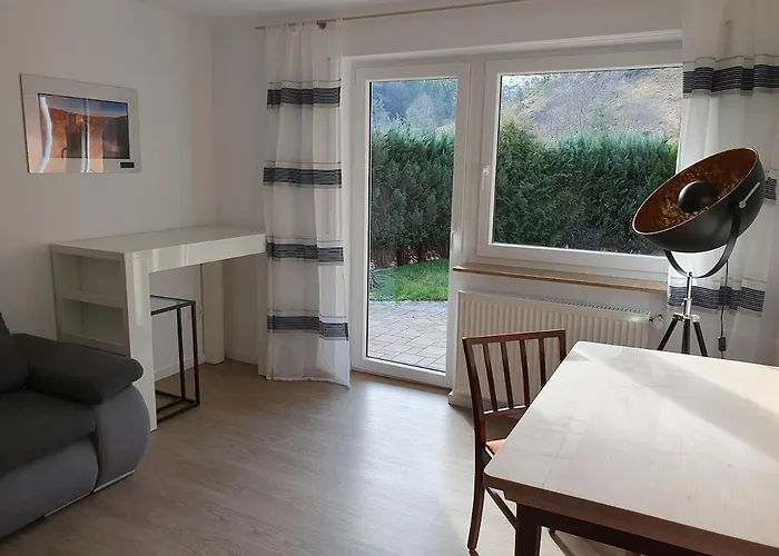 Appartement Hanghaus In Alleinlage - We Basement