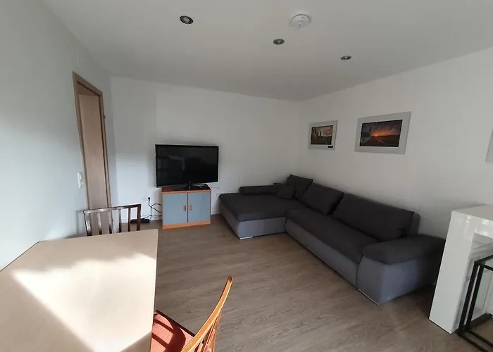 Hanghaus In Alleinlage - We Basement * פוטנשטיין